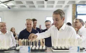 Mητσοτάκης: «Θα στηρίξουμε την ελληνική κτηνοτροφία και τη φέτα, το πιο εμβληματικό μας προϊόν»