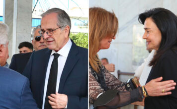 Στο Α΄ Νεκροταφείο το μνημόσυνο για τον έναν χρόνο από τον θάνατο της Λένας Σαμαρά (φωτογραφίες)