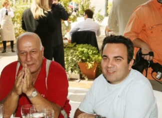 Καρπετόπουλος για Πανούτσο: «Δίνει την μάχη του, ας δείξουμε σεβασμό»