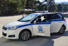 Άγρια καταδίωξη στον Βόλο: Ανήλικος χωρίς κράνος και πινακίδες επιτέθηκε σε αστυνομικό