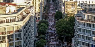 Στους δρόμους αγρότες, εργαζόμενοι και συνδικάτα