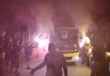 Αποθεωτική υποδοχή για την ΑΕΚ στην Αγριά