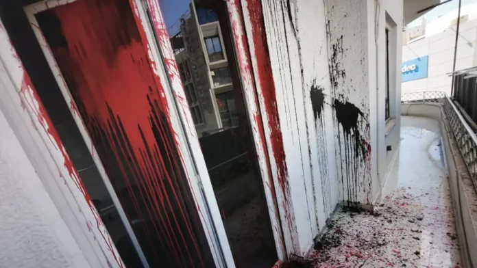 andreas-loverdos-grafeio-epithesi-eurok-1200x675
