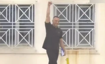 Κασιδιάρης: «Επιστρέφω με ένα νέο ισχυρό εθνικό κόμμα» (βίντεο)