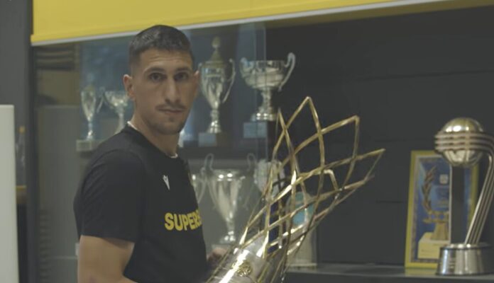 larentzakis aek