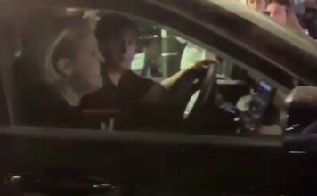 Συγκλονισμένες οι αδελφές του Μαζωνάκη -Η έξοδος από το νοσοκομείο (βίντεο)