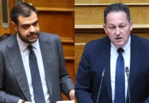 Πέτσας «αδειάζει» Μαρινάκη για το επίδομα ανεργίας: «Διαφωνώ επί της ουσίας»