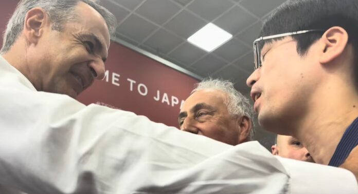 mitsotakis-japan