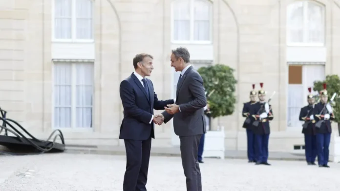 mitsotakis-makron-1200x675