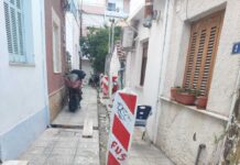 Βόλος: Με πρόχειρα προστατευτικά αντιμετωπίζουν το πρόβλημα