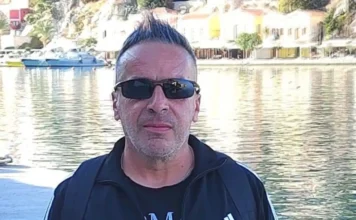 Μεσίστιες οι σημαίες στην Πυροσβεστική για τον 52χρονο που σκοτώθηκε εν ώρα καθήκοντος