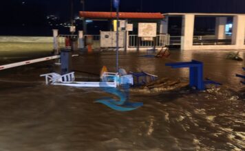 Η Σκιάθος στο έλεος της καταρρακτώδους βροχής – Ξύπνησαν μνήμες Daniel και Elias (βίντεο)
