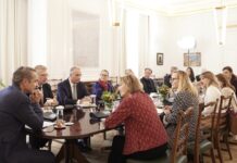Συνάντηση Μητσοτάκη με την πρόεδρο του Ευρωπαϊκού Συμβουλίου Έρευνας: AI και προσέλκυση επιστημόνων στο επίκεντρο