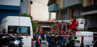 Με τηλεχειριστήριο πυροδοτήθηκε ο εκρηκτικός μηχανισμός – Η λευκή σακούλα, το τηλεφώνημα του διαχειριστή και οι 4 τραυματίες