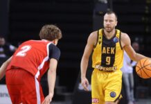 Με ανατροπή στο φινάλε η ΑΕΚ κέρδισε 95-93 τη Σαλόν Βίλπας για το BCL