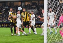 Εκμεταλλεύτηκε τα στημένα και έφτασε στο 3-0 επί του ΟΦΗ η ΑΕΚ