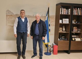 Συνάντηση του Περιφερειάρχη Θεσσαλίας Δημήτρη Κουρέτα με τον Έκτορα Νασιώκα