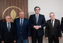 Πιερρακάκης: «Φρένο» στις αυξήσεις φόρου στα καπνικά