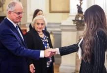 Χωρίς «αντίο» από τον Τασούλα φεύγει η Γκιλφόιλ